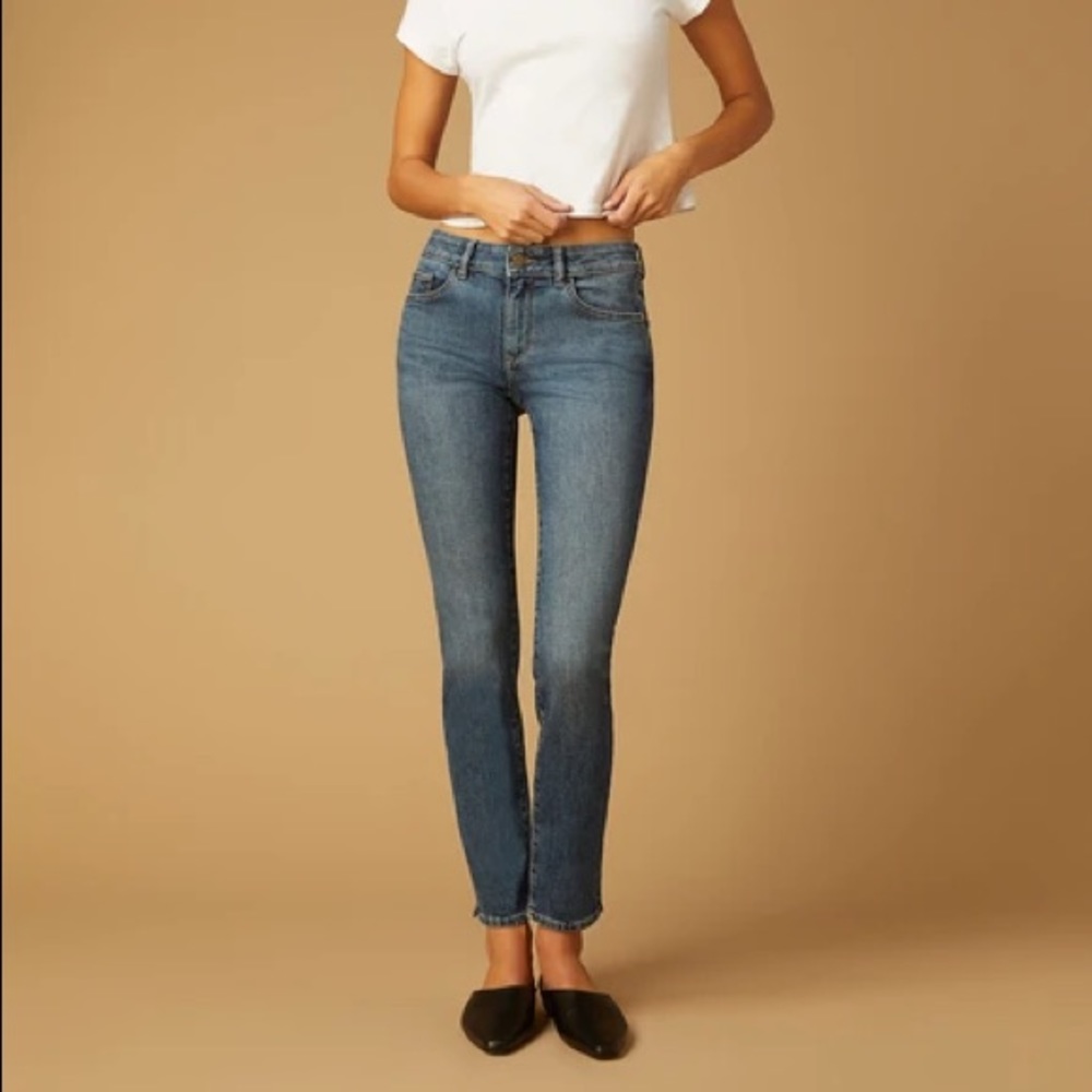 DL1961 skinny jean.
